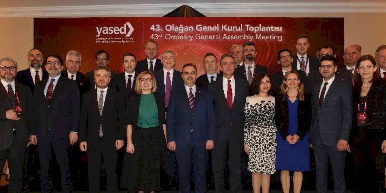 Bakan Kacır: Yatırımcılar bölgesel üretim üssü olarak konumlandırsınlar