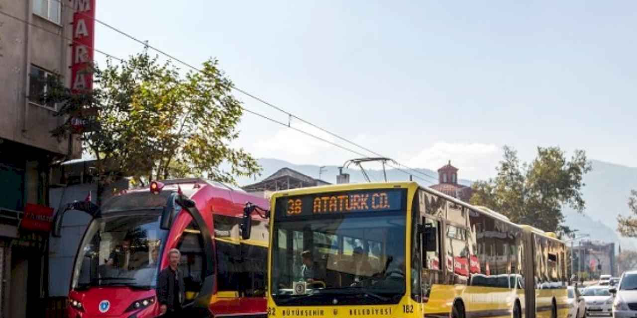 Bursa'da kadınlara ulaşım ücretsiz