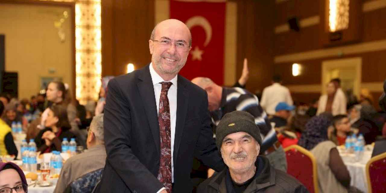 Başkan Pekyatırmacı Ramazan coşkusunu  hemşehrileriyle yaşıyor