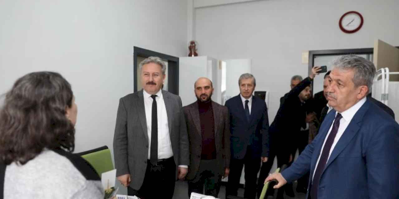 Başkan Palancıoğlu, sağlık çalışanlarını unutmadı