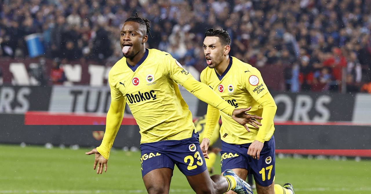 Trabzonspor 2-3 Fenerbahçe (Maç Sonucu) Fener hata yapmadı, 3 puanı aldı!