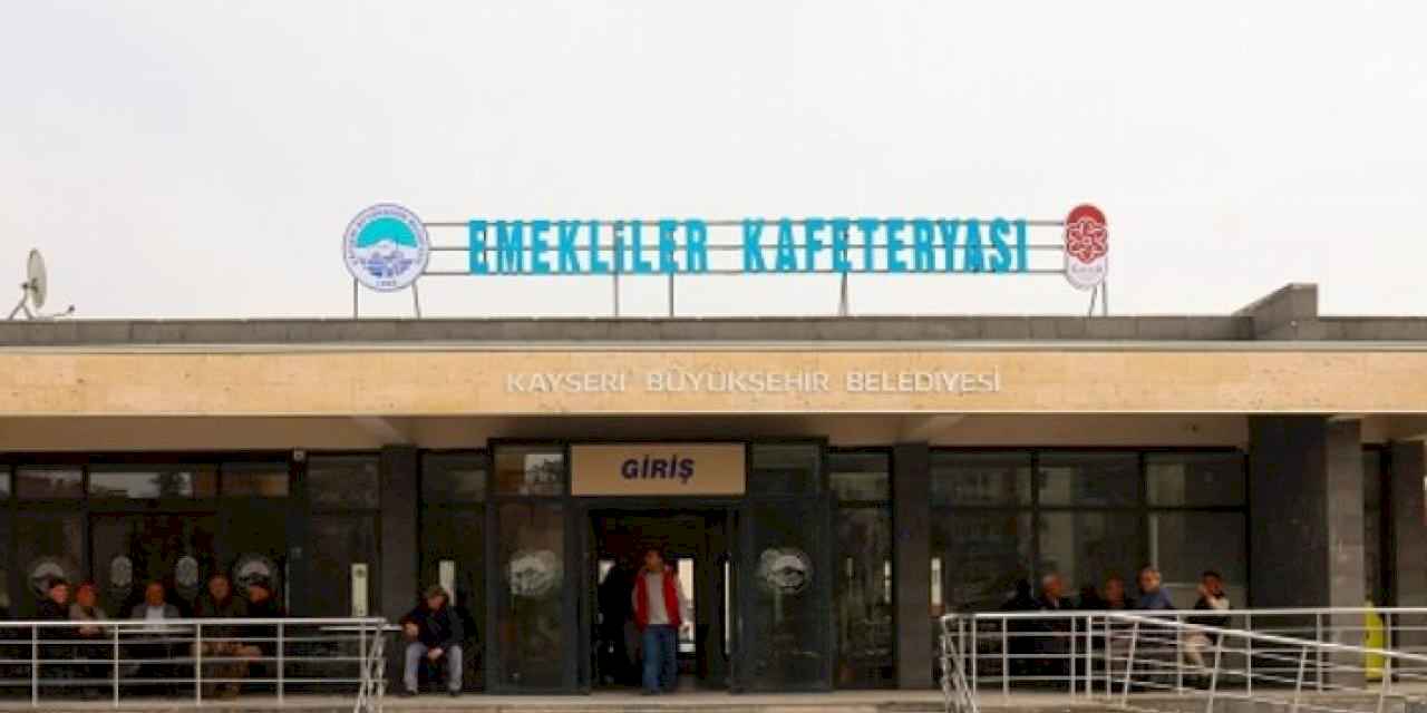 Kayseri'nin ikinci Emekliler Kafeteryası hizmete girdi