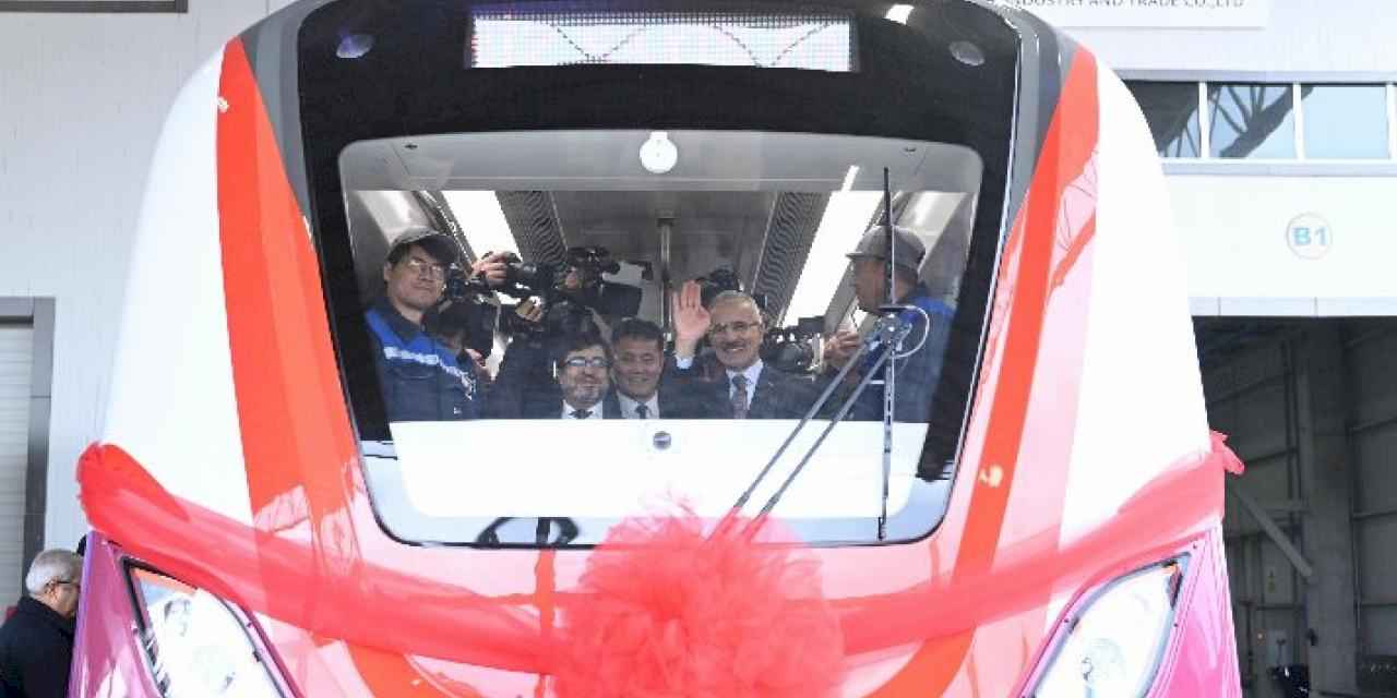 Arnavutköy-Havalimanı metro hattı yarın açılıyor