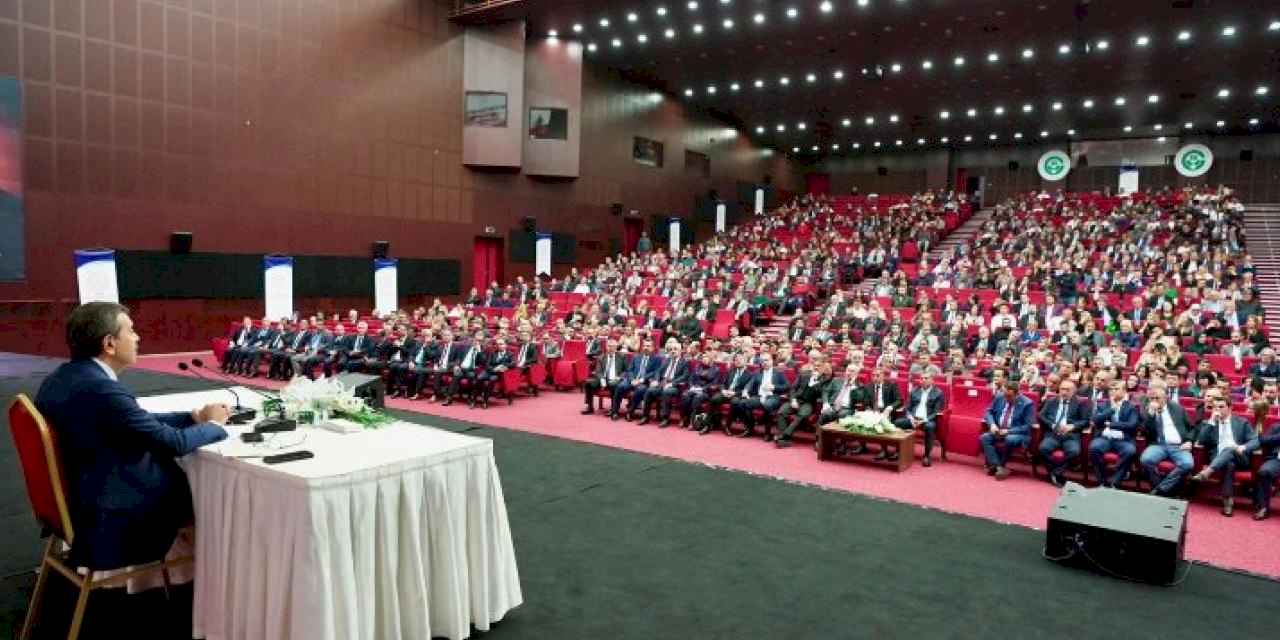 Bakan Tekin'den Adana'da eğitimsel toplantı