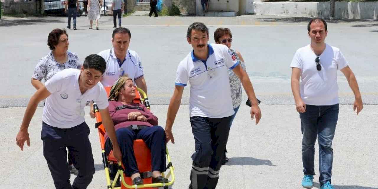 Muğla'da Büyükşehir ekipleri vatandaşları sandığa götürecek