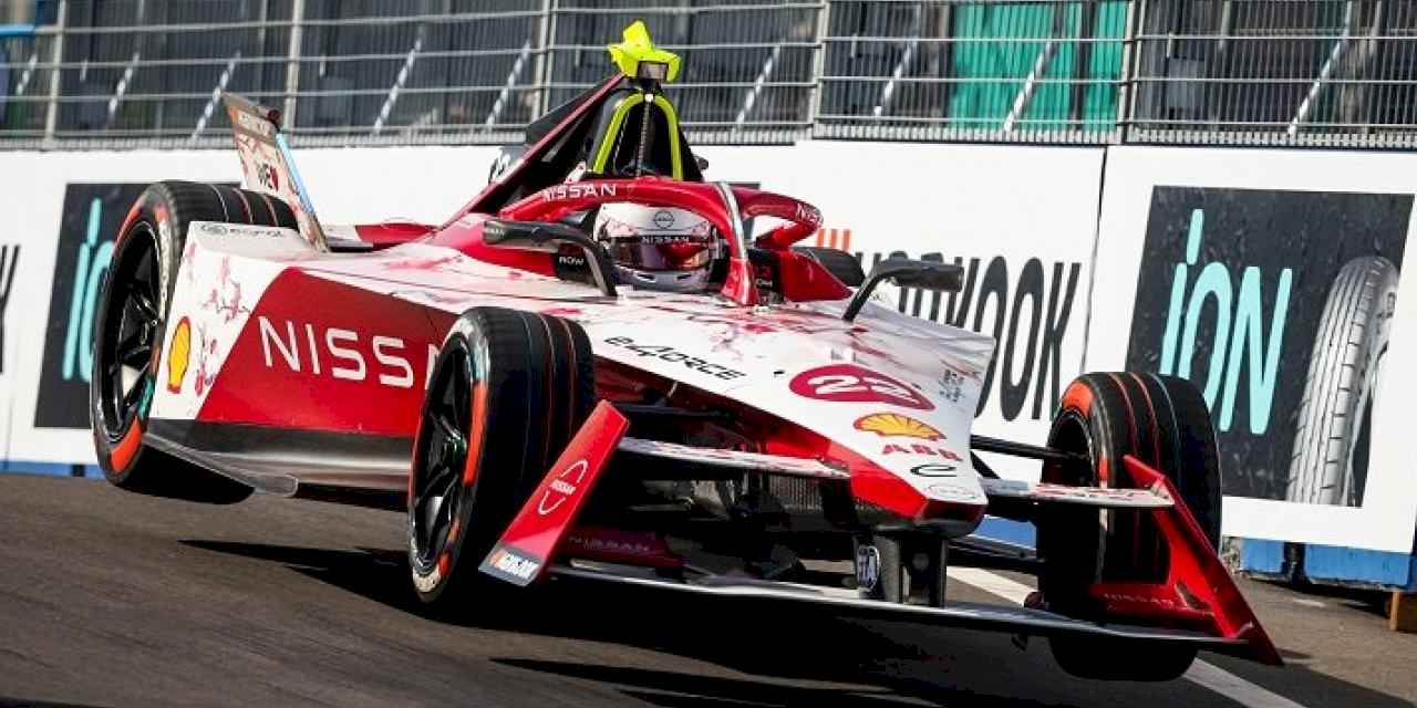 Nissan Formula E Takımı Pole Pozisyonu ve podyum derecesi elde etti