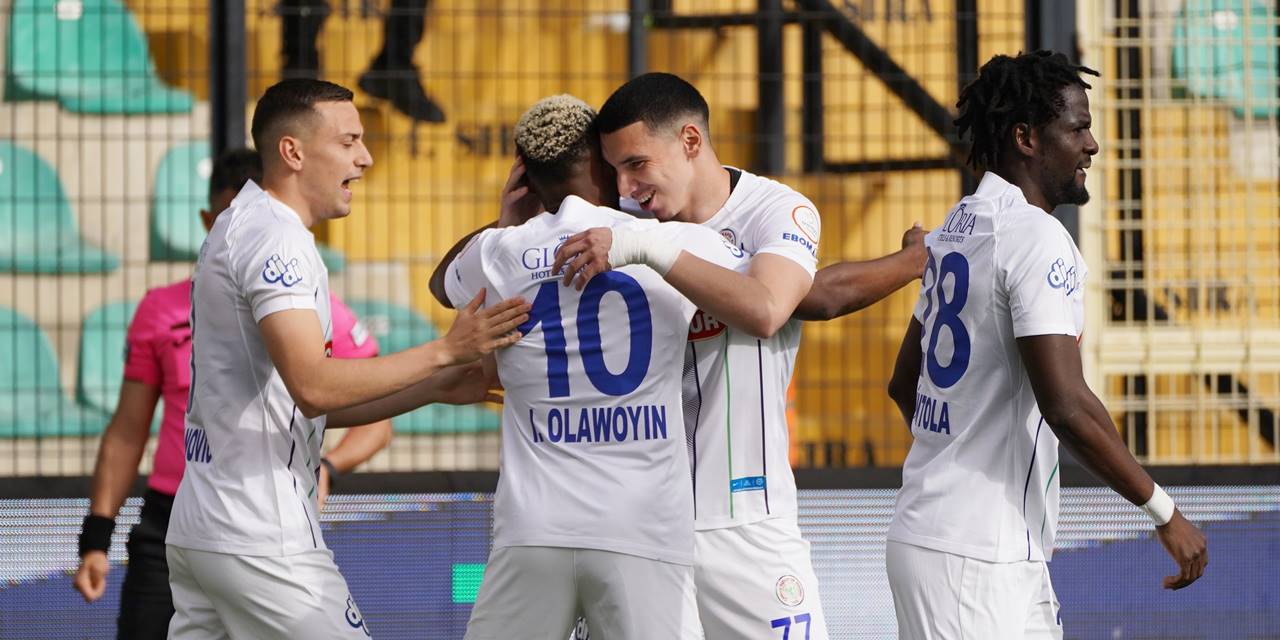 İstanbulspor 0-4 Rizespor (Maç Sonucu) Rizespor'dan önemli 3 puan