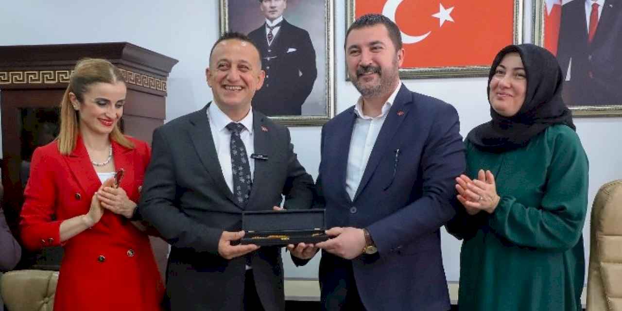 Tokat Turhal'da da devir teslim tamam