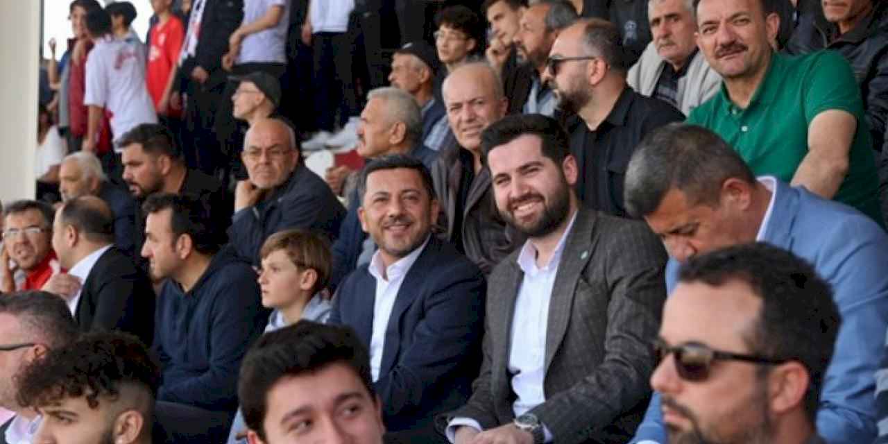 Nevşehir Belediyespor taraftarları Arı’yı bağrına bastı