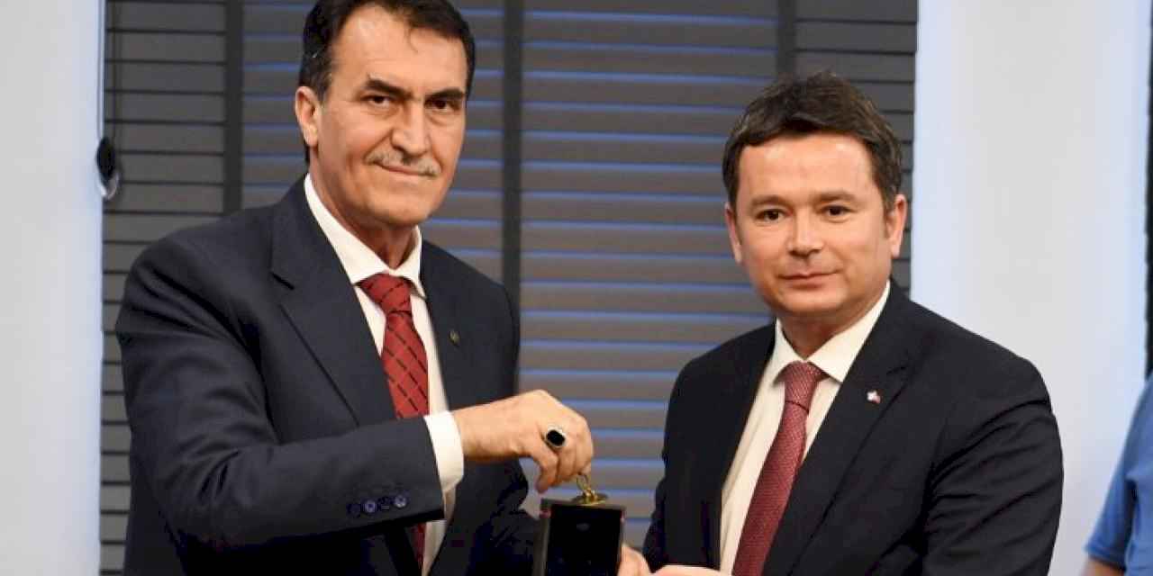 Bursa Osmangazi'nin anahtarı resmen Aydın'da