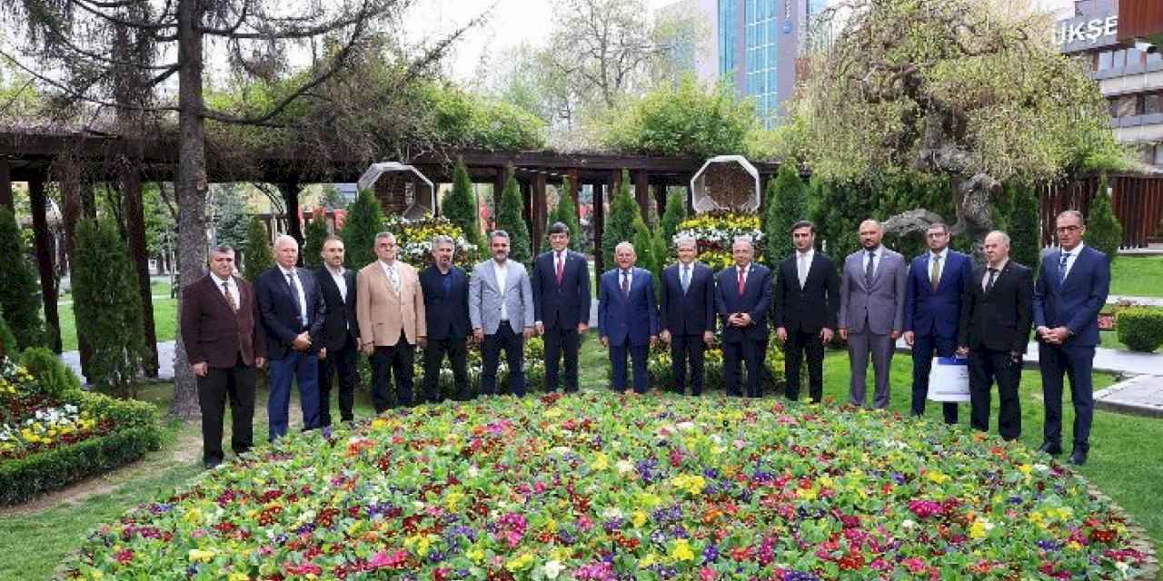 Kardeş Azerbaycan heyetinden Başkan Büyükkılıç’a ziyaret