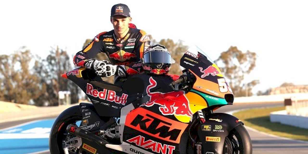 Deniz Öncü ABD'de piste çıkıyor