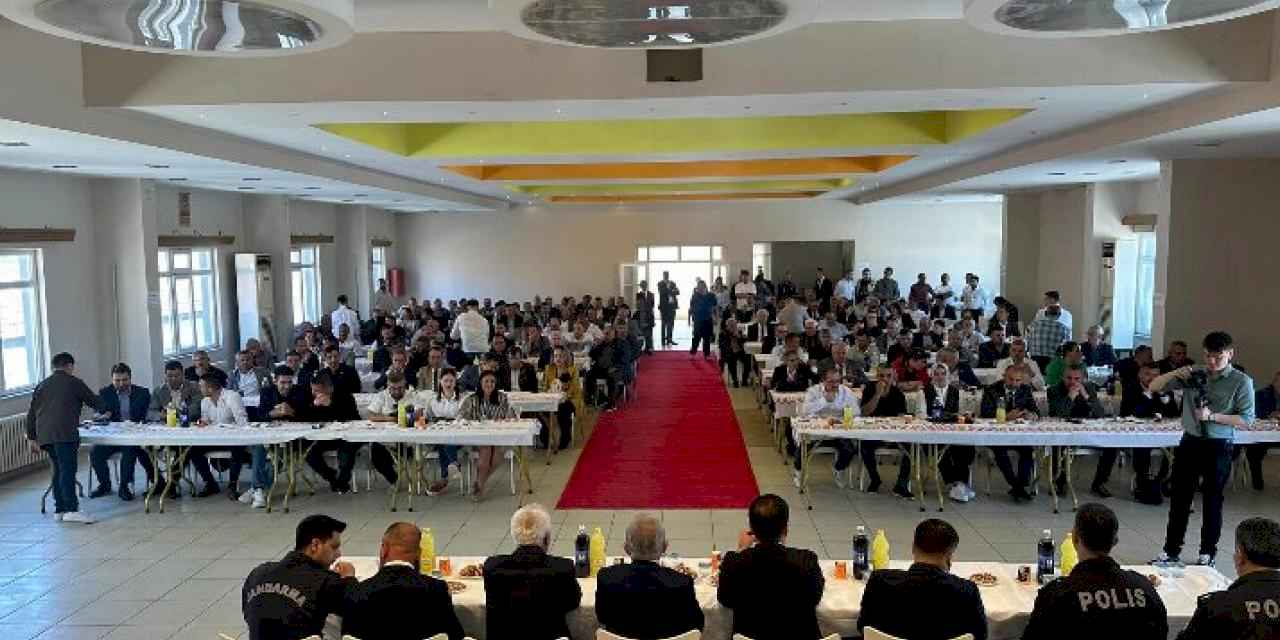 İpsala’da resmi bayramlaşmaya yoğun ilgi