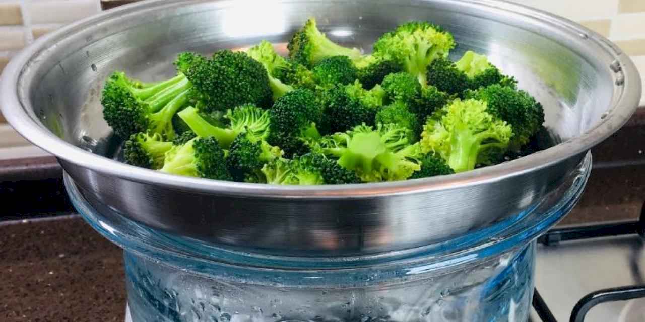 Brokoli 5 dakikadan fazla pişirilmemeli!