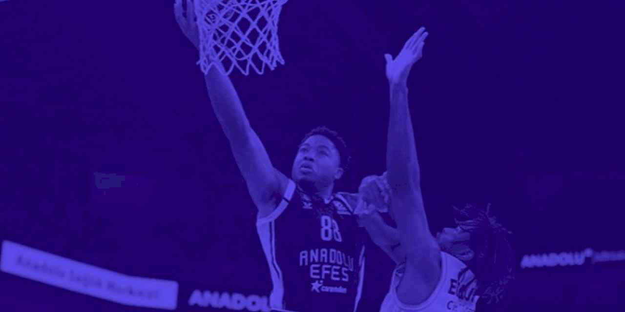 Anadolu Efes sezonun en kritik maçı için parkeye çıkıyor