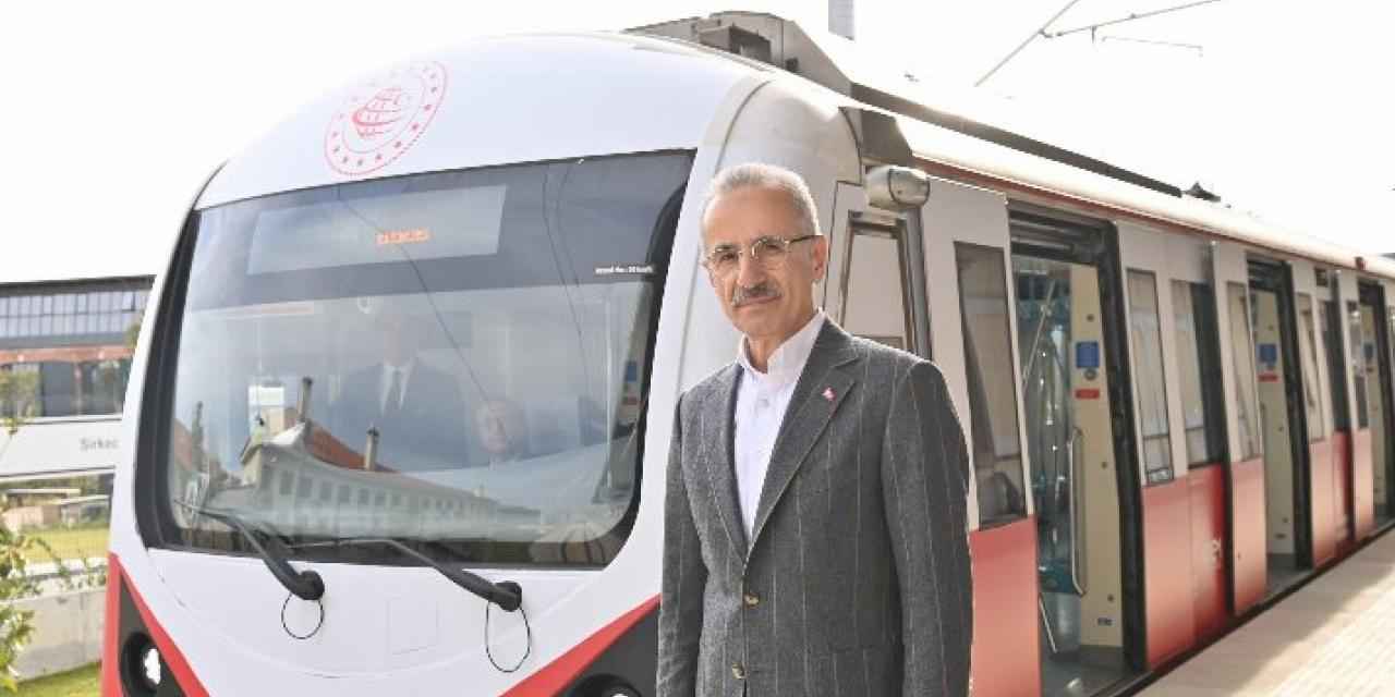 Toplu ulaşımda 23 Nisan hediyesi