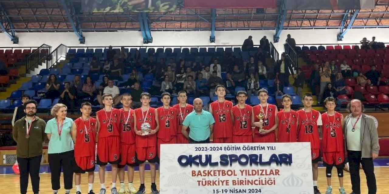 TOFAŞ'ın pilot okulu Türkiye üçüncüsü oldu