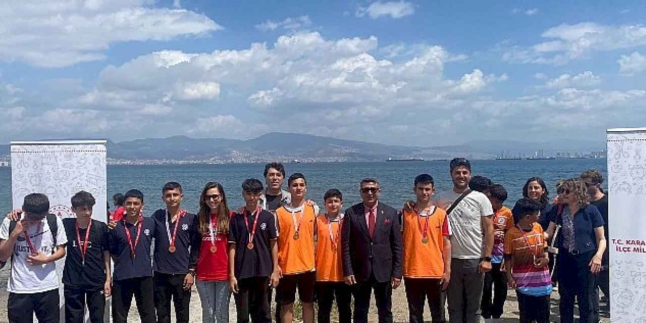 Karabağlar'da Oryantiring Yarışması Büyük İlgi Gördü