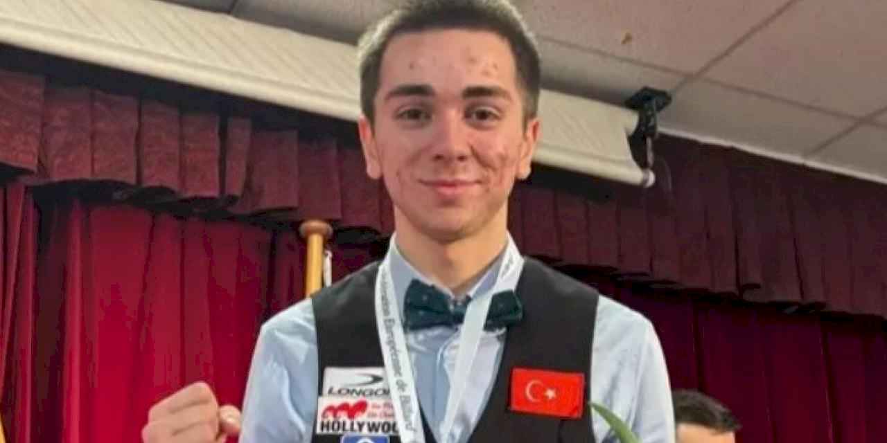 Bakan Bak'tan milli bilardoculara tebrik