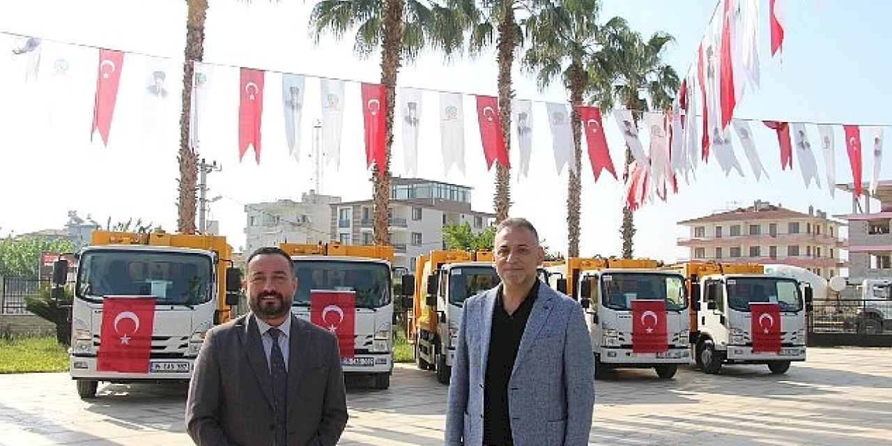 Ödemiş Belediyesi'nin temizlik filosuna 5 yeni araç eklendi