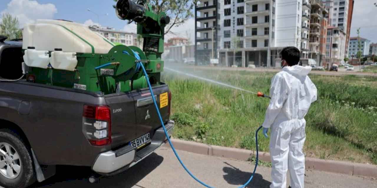 Sivas'ta haşere ile mücadele çalışmaları devam ediyor