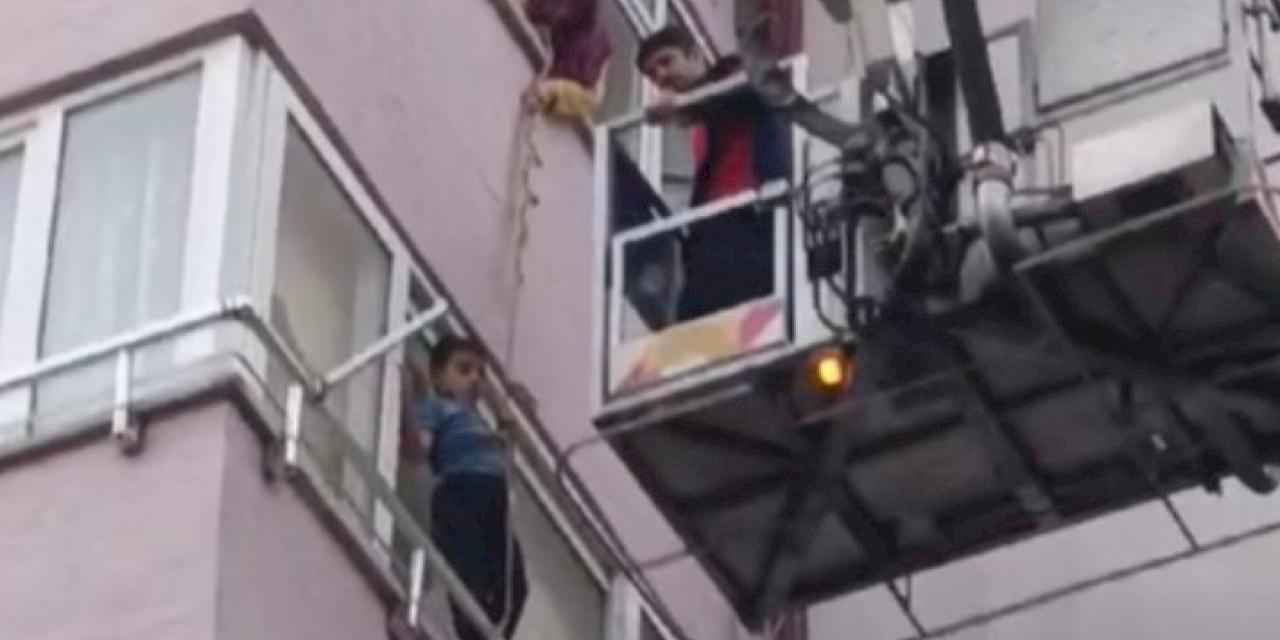 Mahsur kalan çocuğu itfaiye ekipleri kurtardı