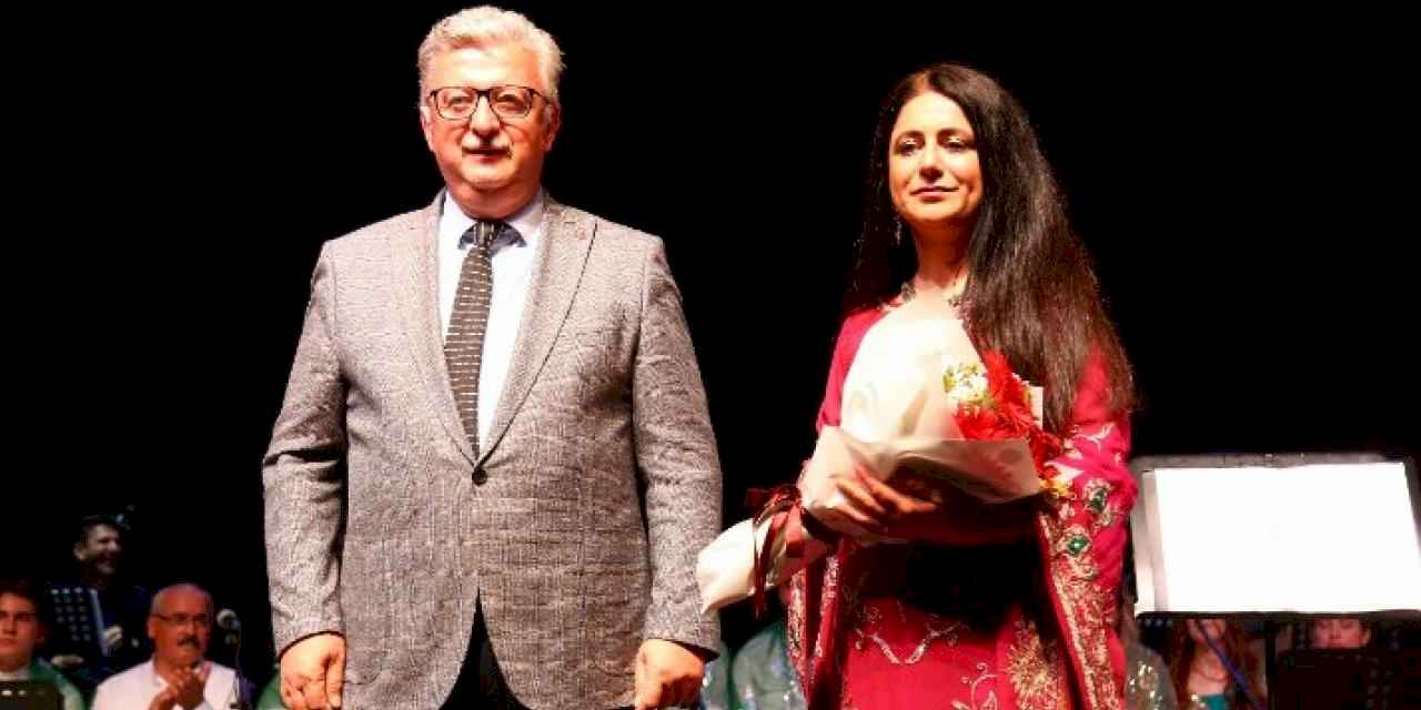 Kocaeli'de kına gecesi geleneği yaşatıldı