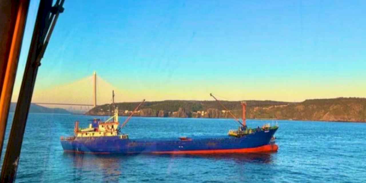 Boğaz trafiğini kilitlemişti... Gemi kurtarıldı