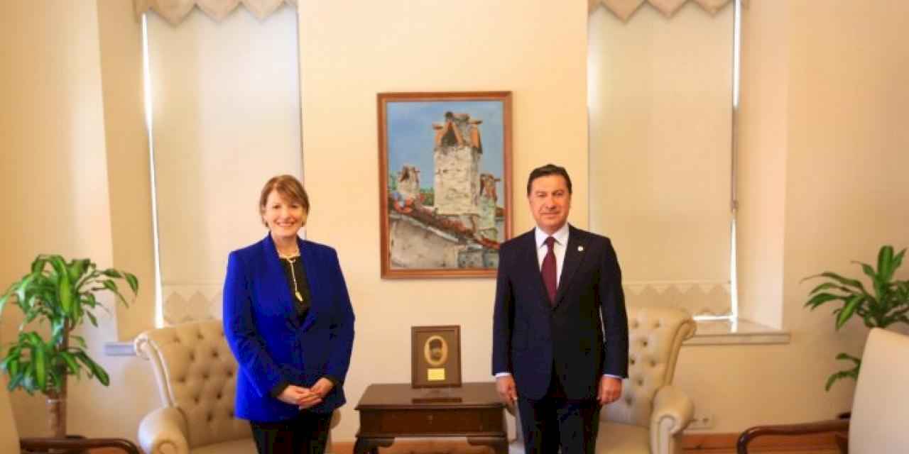 Birleşik Krallık Ankara Büyükelçisi’nden Başkan Aras’a ziyaret