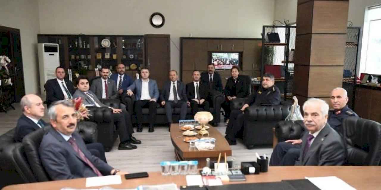 Vali Sezer'den Başkan Mehmet Özcan’a hayırlı olsun ziyareti