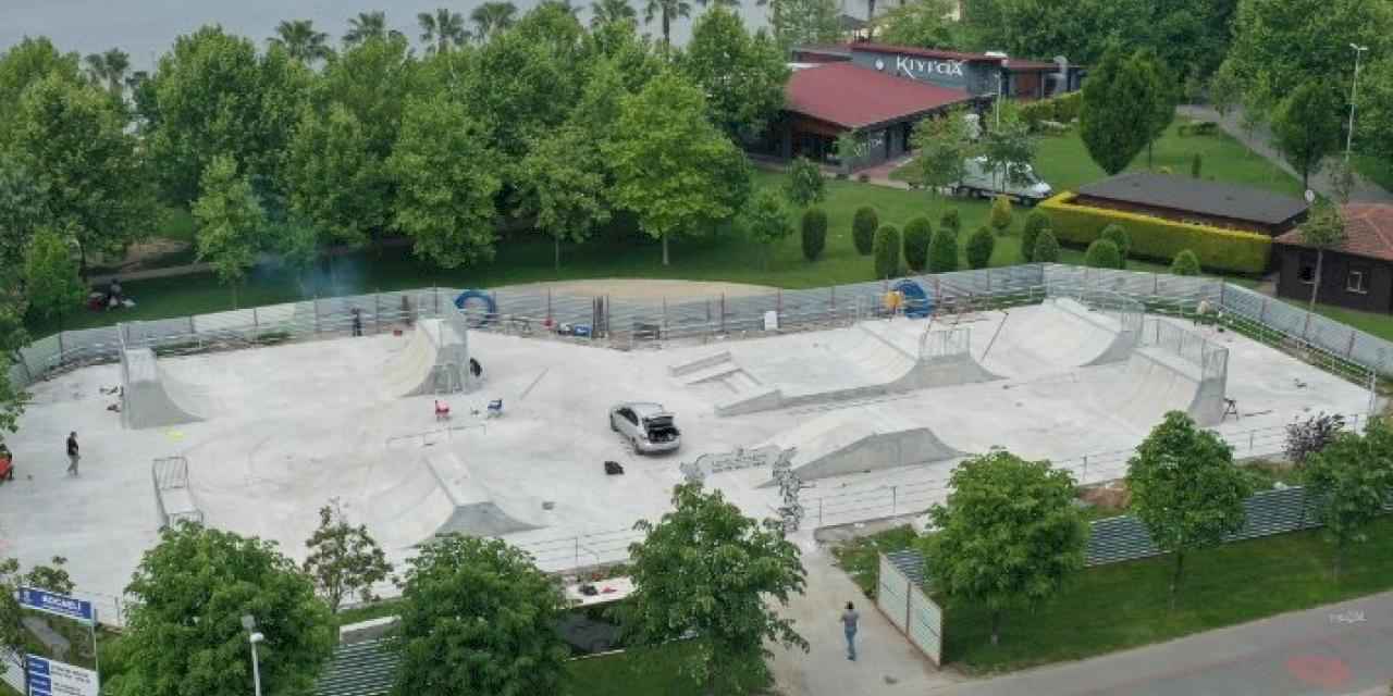 Gölcük sahiline skate park