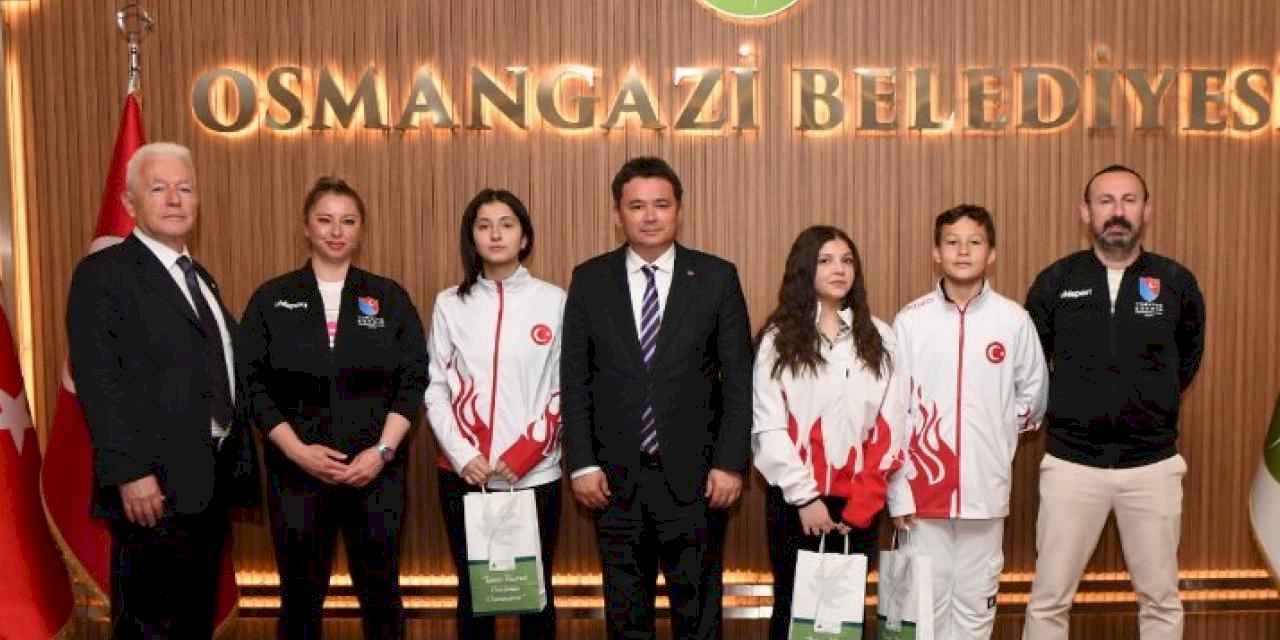 Şampiyon sporculardan Bursa Osmangazi'ye ziyaret