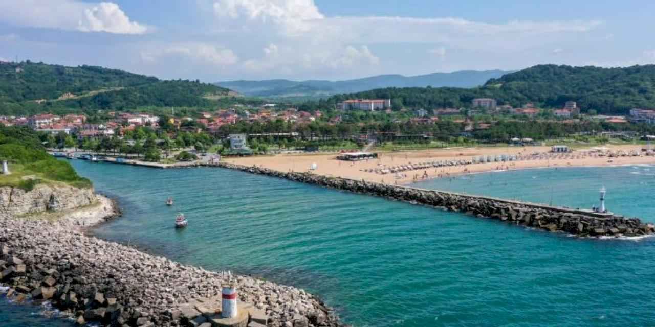 Mavi yengeçler balıkçıların ağlarına zarar veriyor