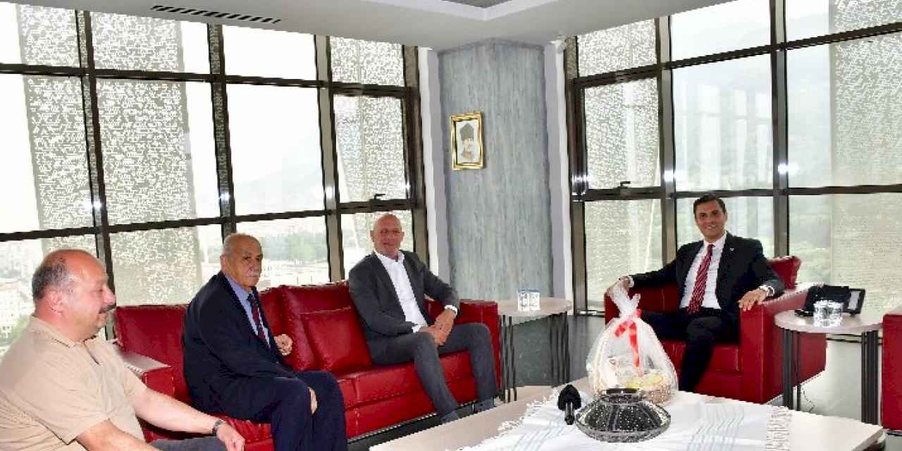Mesir Derneği yönetiminden Başkan Zeyrek’e ziyaret