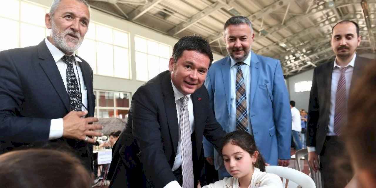 Satranç turnuvasında ilk hamle Başkan Aydın’dan
