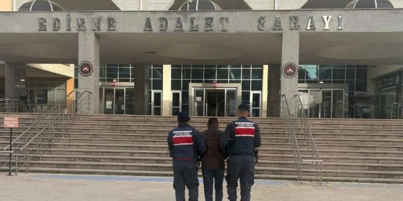 Edirne Jandarması aranan dolandırıcıları yakaladı