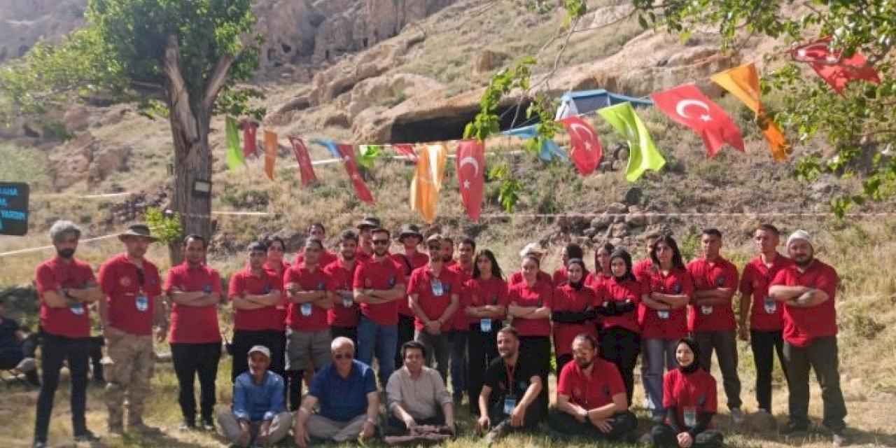 Kocasinan Gençlik Kulübü, kamp etkinliğiyle eşsiz bir gün yaşadı