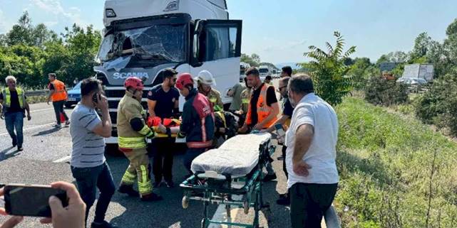 Düzce Anadolu Otoyolu'nda trafik kazası: 5 yaralı