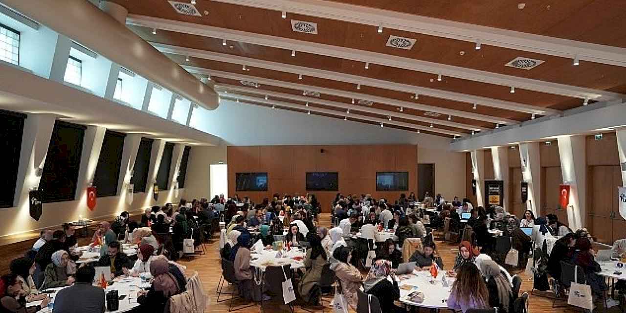 Lise Medeniyet Akademisi Fikirlerin Gücü İle Yarını İnşa Ediyor