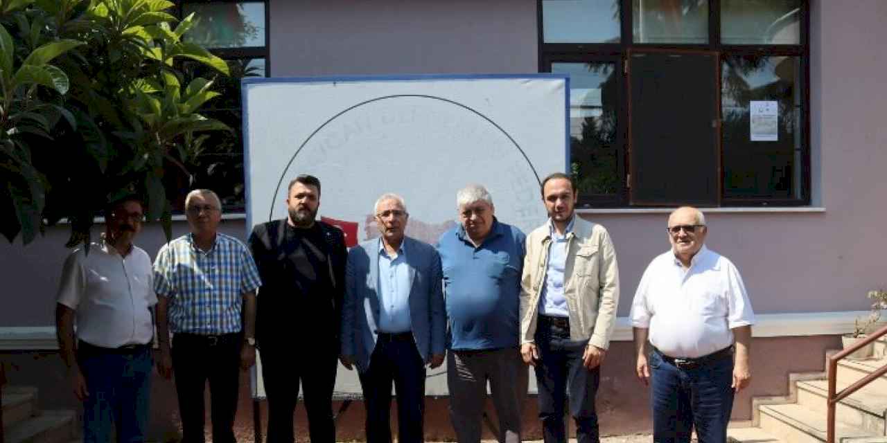 İzmit'te Azerbaycan’ın Bağımsızlık Günü’nü kutlandı