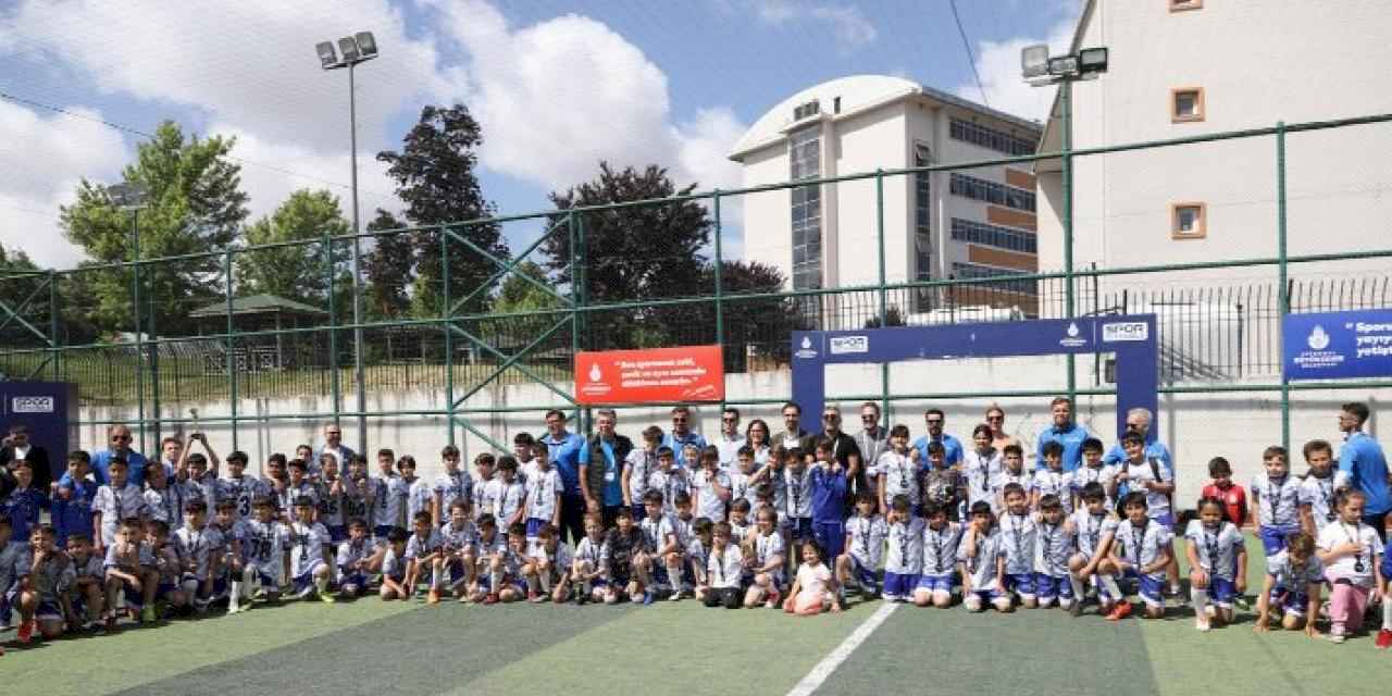 Spor İstanbul’dan kulüplere 33 sporcu daha