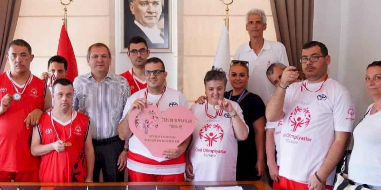 Ayvalık'ın özel çocukları gurur kaynağı