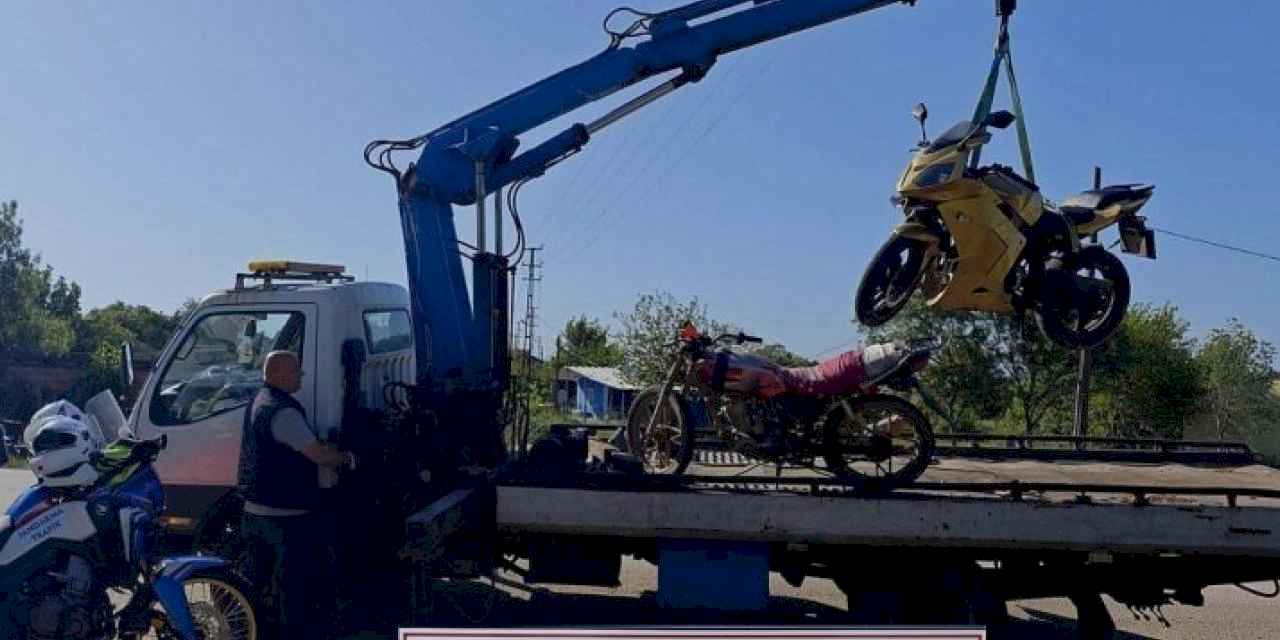 Keşan'da motosiklet sürücülerine trafik jandarma'dan uyarı!