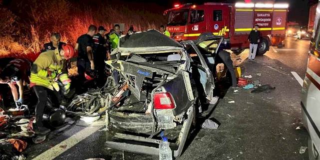 Anadolu Otoyolu’nda kaza: 4 kişi yaralandı