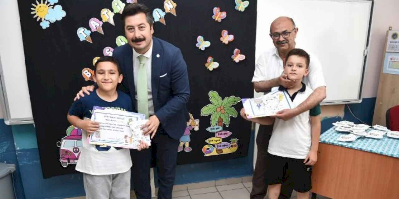 Başkan Özel miniklerin karne sevincine ortak oldu