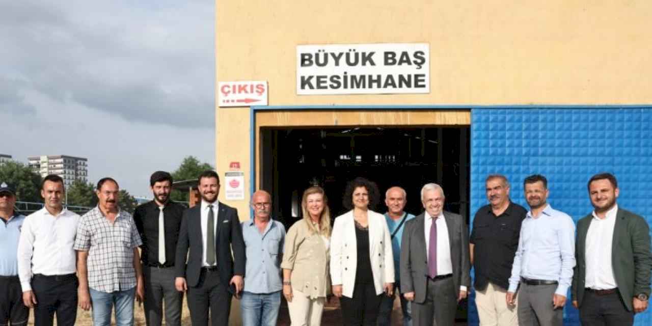 Başkan Şadi Özdemir kurban pazarını ziyaret etti