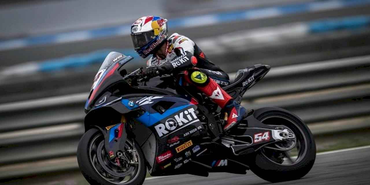 Toprak Razgatlıoğlu İtalya’da zirvede