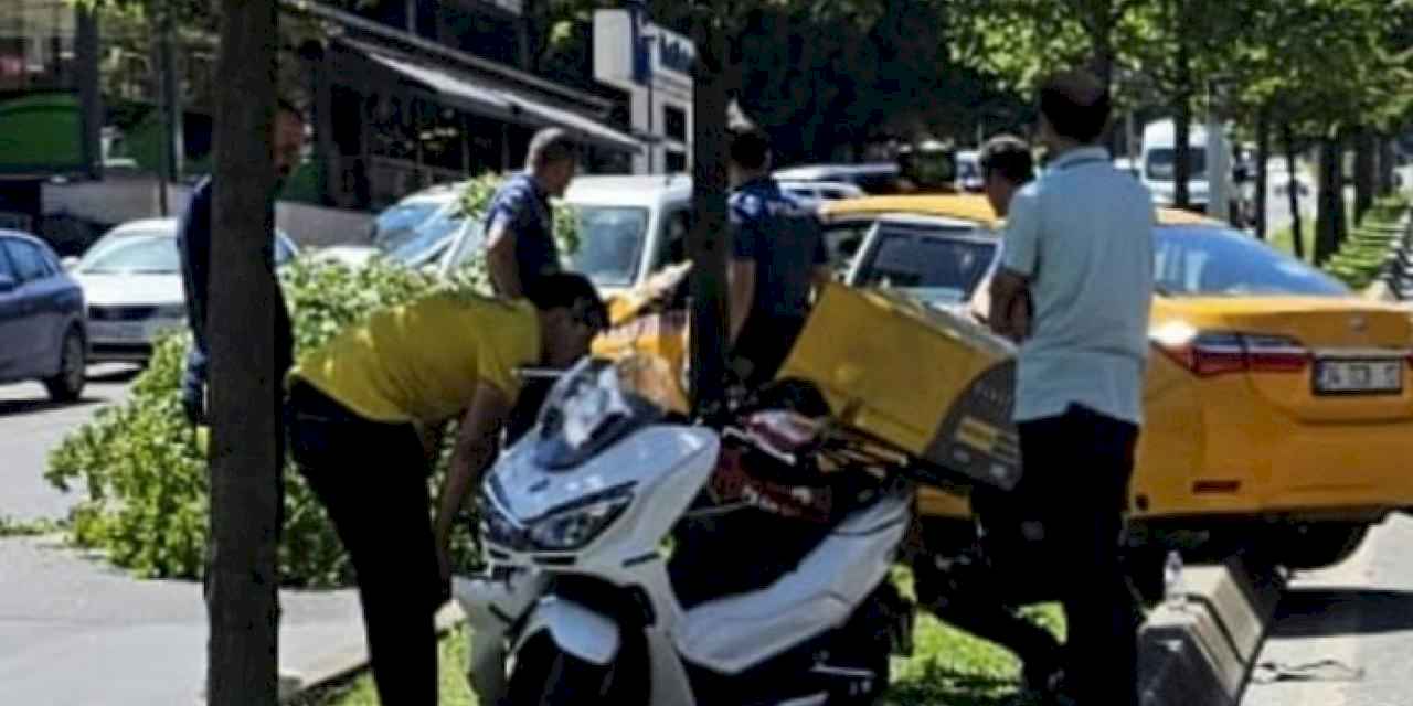 Pendik'te ticari taksi ile motosiklet çarpıştı: 1 yaralı