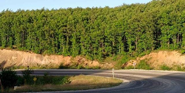 Bilecik’te sıcaktan asfalt eridi