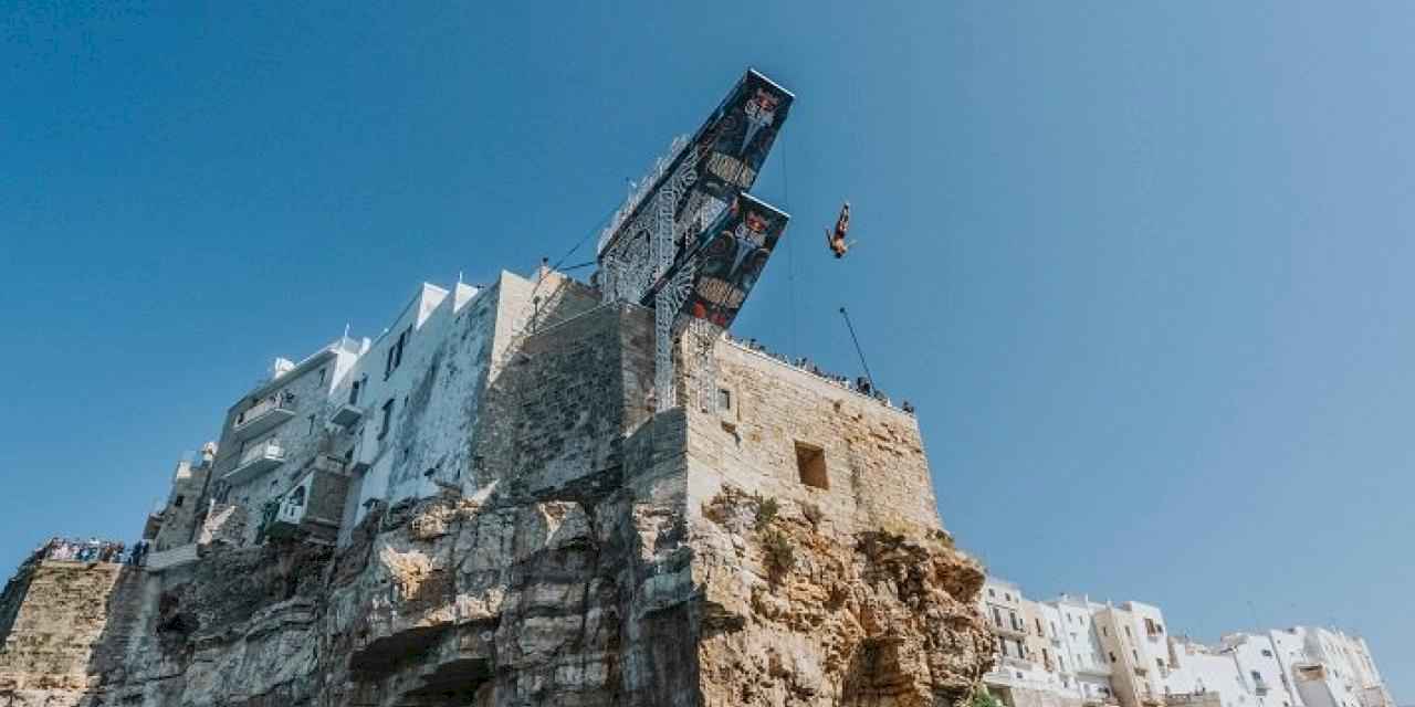Red Bull Cliff Diving Dünya Serisi’nde İtalya Etabının kazananları belli oldu
